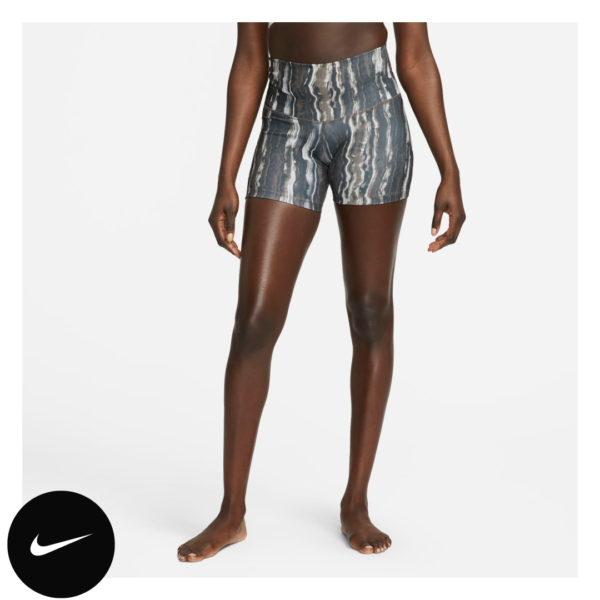 Shorts Nike Yoga Feminino