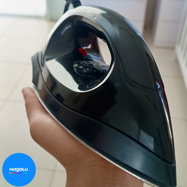 Ferro de Passar Roupa a Seco Mondial FSN-55-B - Preto