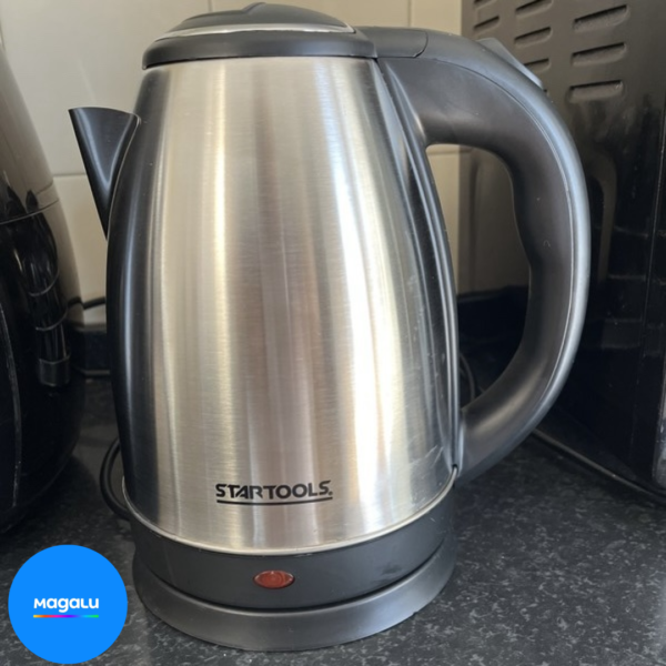 Chaleira Elétrica Portátil 1.8 Litros Aço Inox 110v Ou 220v ParaCaféChá Linha Premium - BAK/SKYLINK/NZA