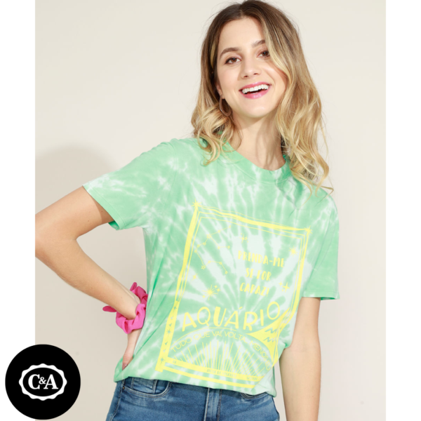 Blusa Feminina Signo Aquário Estampada Tie Dye Manga Curta Decote Redondo Verde