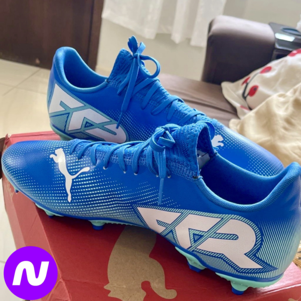 Chuteira Campo Puma Future 7 Play Unissex - Azul+Verde