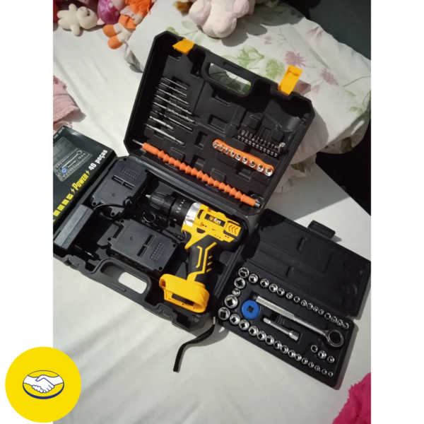 Furadeira Parafusadeira De Impacto 2 Baterias 21v 3/8 Tb-21pkx Com Jogo De Soquetes 40 Peças The Black Tools