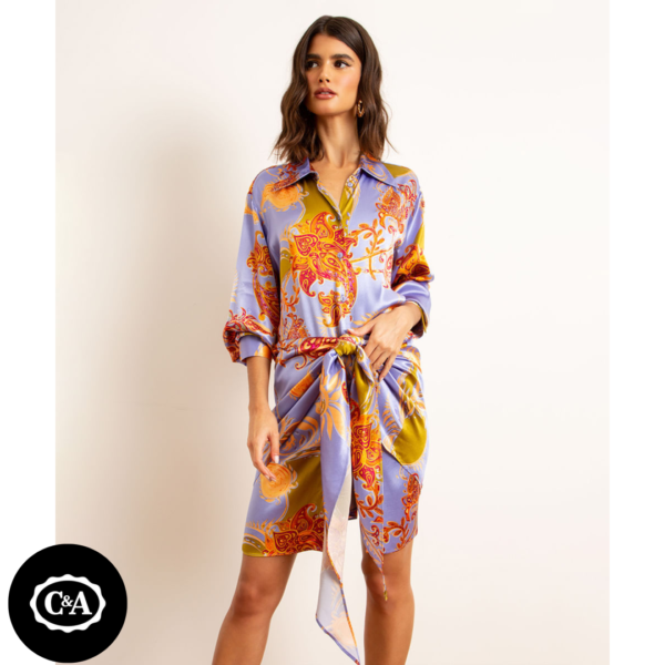 Vestido Chemise Curto de Cetim Estampado Lilac Paisley Manga Longa Lilás