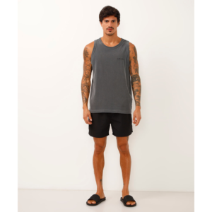 short curto com cordão preto